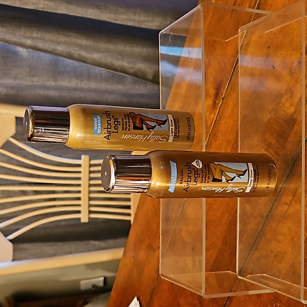NEW | SALLY HANSEN | SALON AIRBRUSH LEGS x 2